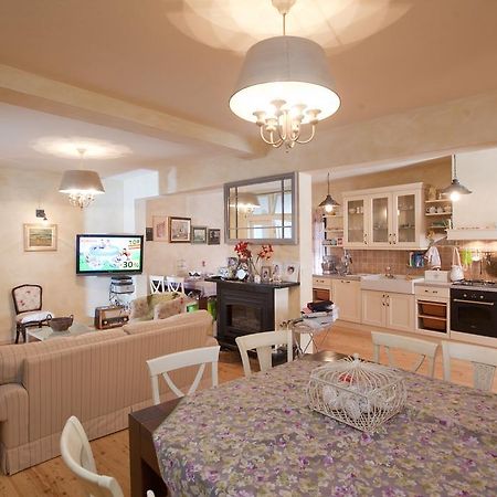Apartments Glusac بودغورا الغرفة الصورة