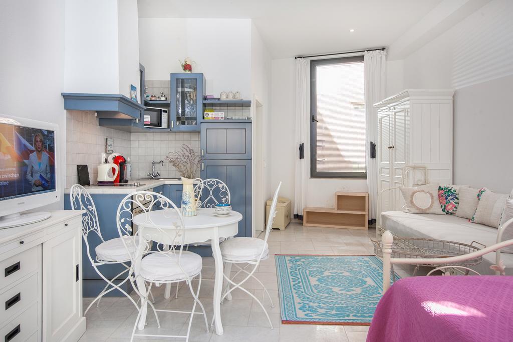 Apartments Glusac بودغورا الغرفة الصورة
